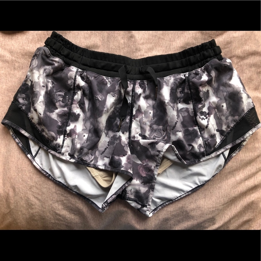Lululemon patterned short